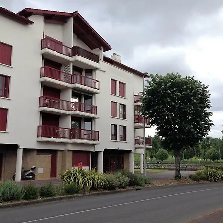 Nivelle Apartament *